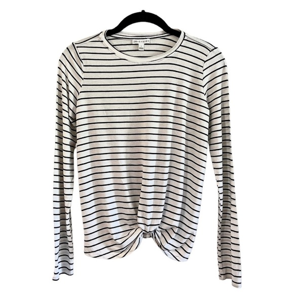 CROWN OF HEARTS, WOMENS STRETCHY, LONG SLEEVE, CROPPED, T-SHIRT. SIZE L - Picture 1 of 7